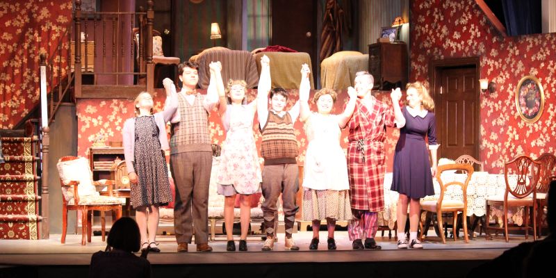 PMHS Sock n Buskin theater group finishes hilarious weekend run of Brighton Beach Memoirs (includes slide show)