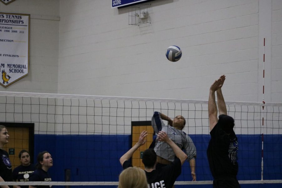 Foto Feature: Girl Scouts and Village of Pelham Police host 2nd annual community volleyball tournament