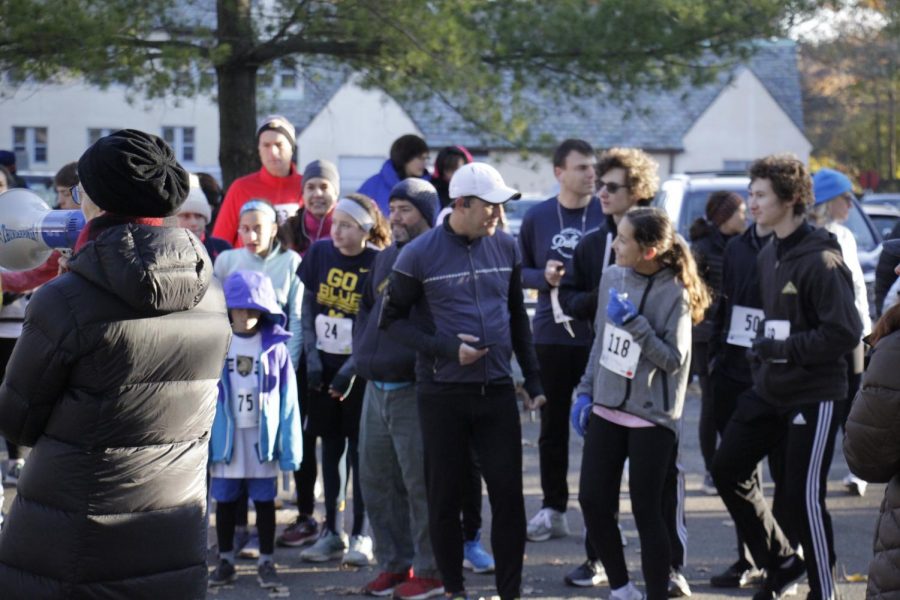 Foto Feature: Huguenot Giving 5K run Saturday, with donations to needy as prizes