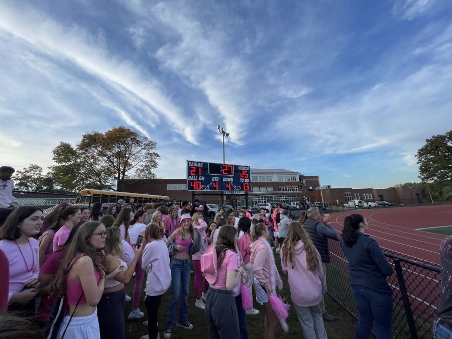 Snapshot: PMHS football takes down Eastchester 27-21, winning Colonial Cup