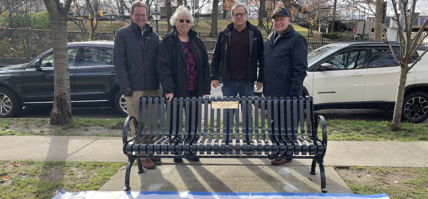In celebration of 75th anniversary, Rotary donates bench for Gazebo town park
