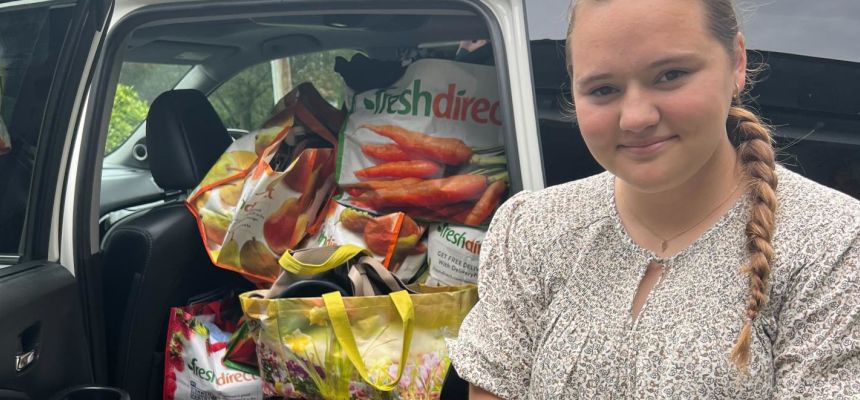 PMHS junior gives school supplies and clothing a charitable second life in homeless shelters