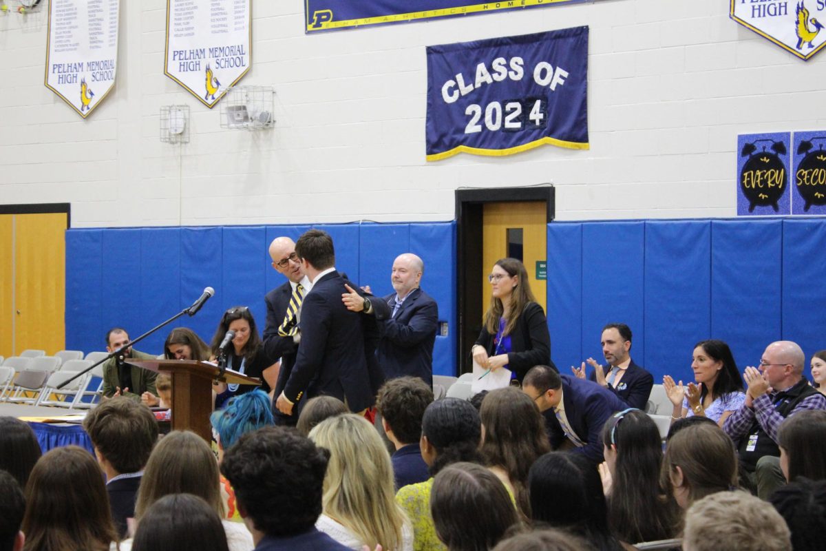 The+School+Spirit+Award+was+presented+to+PMHS+Principal+Mark+Berkowitz+by+the+Student+Association.