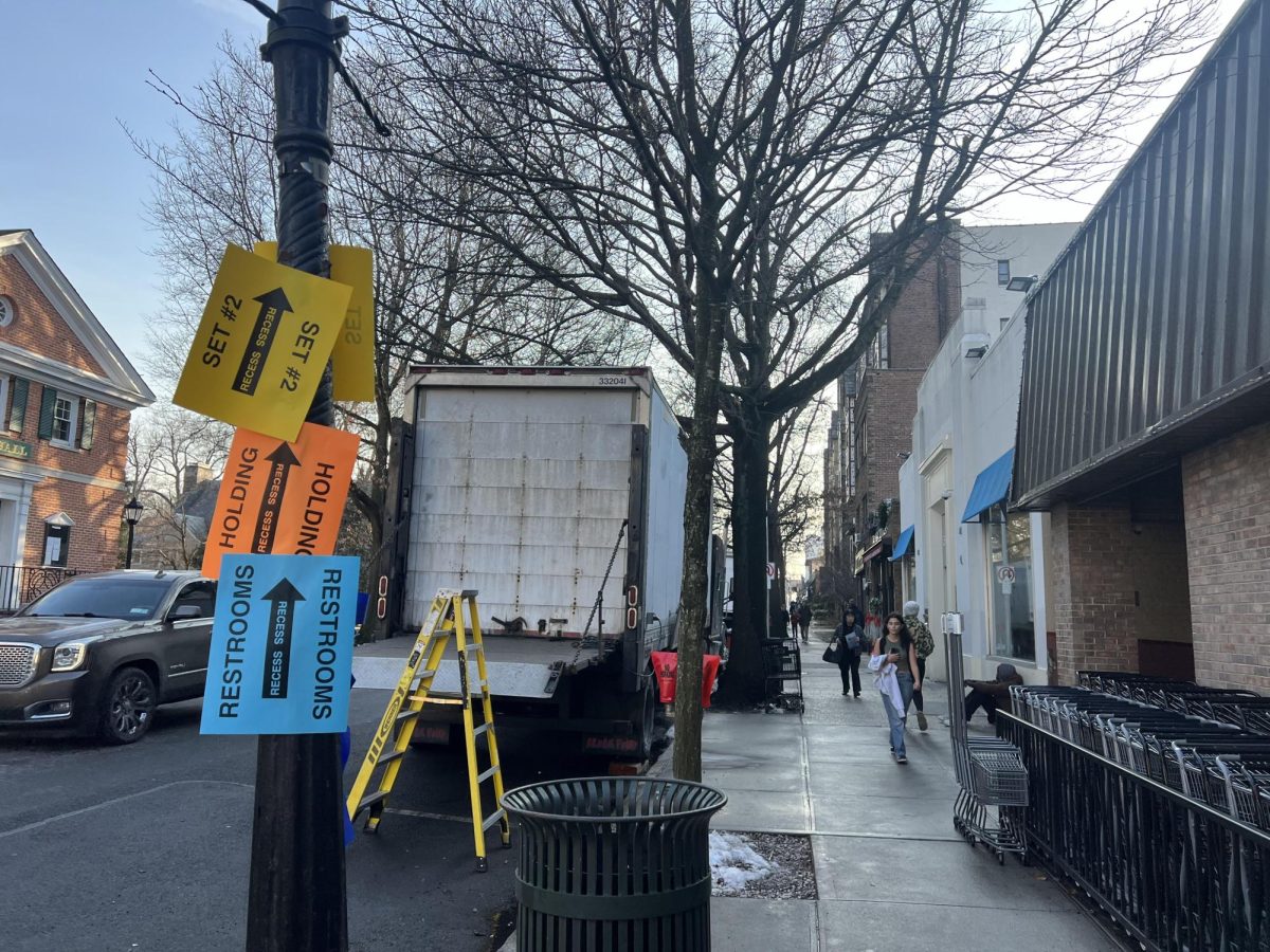 Foto Feature: Filming of TV show blocks parking on Fifth Avenue and First Street