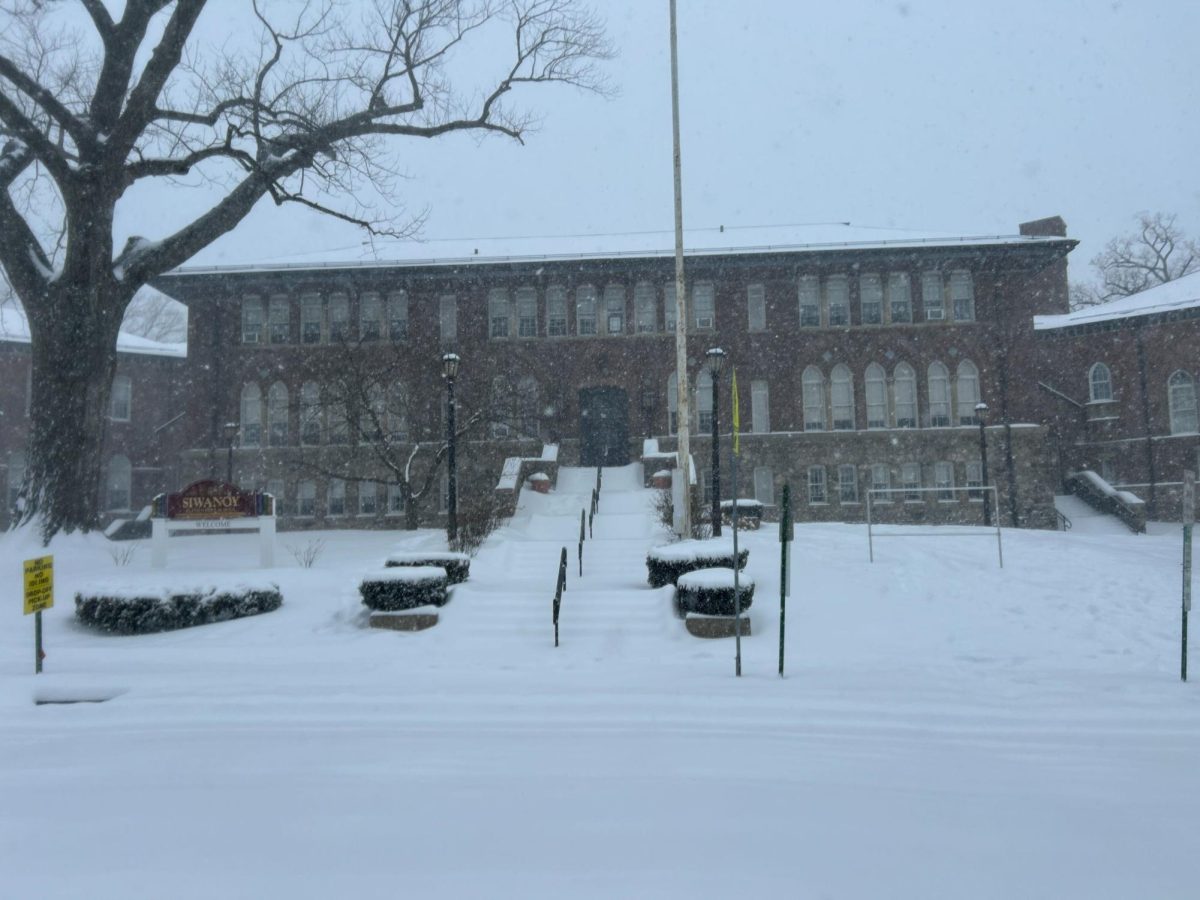 Downed utility pole causes Siwanoy to evacuate Friday morning
