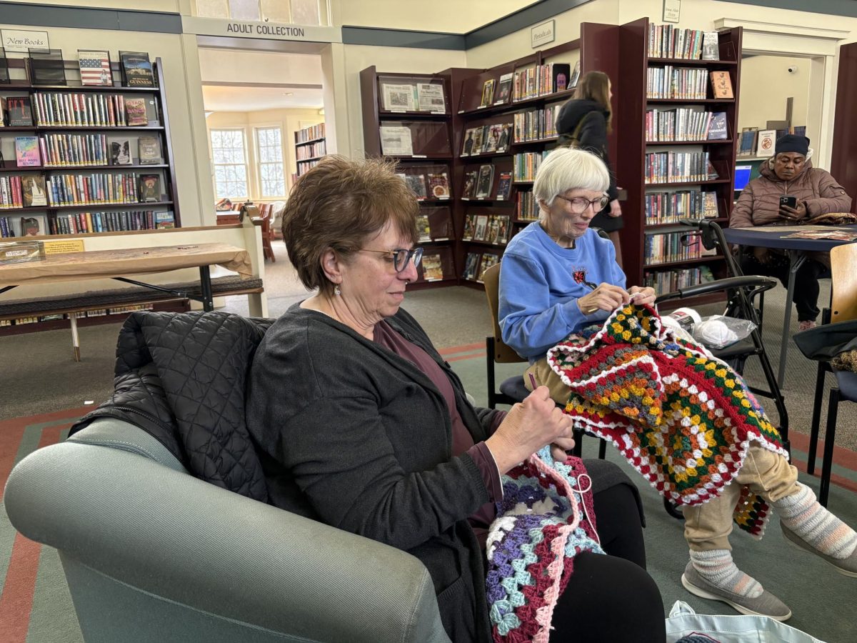 Pelham residents crochet banner in honor of 250th anniversary of the Declaration of Independence and Battle of Pell's Point